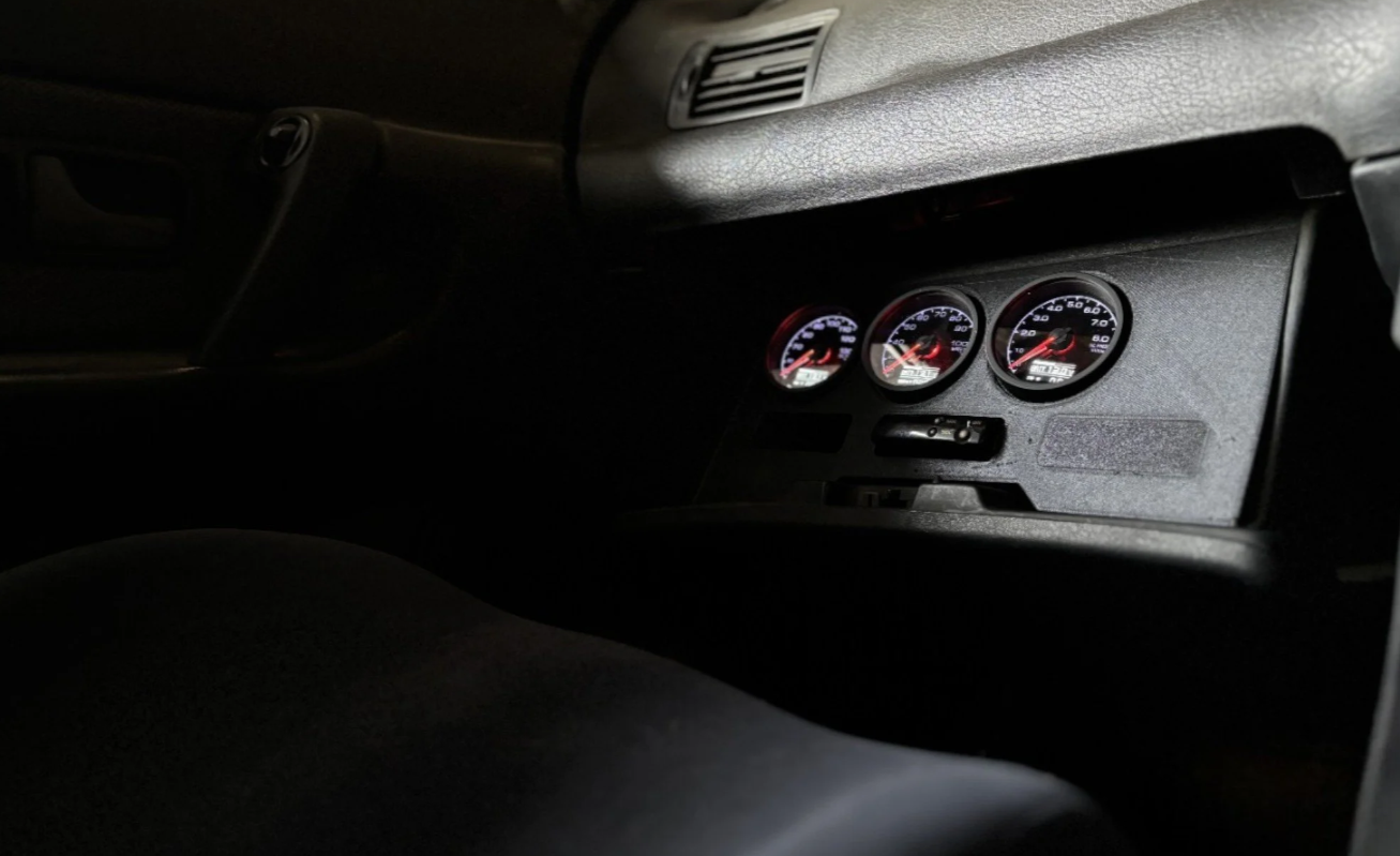 HKS Glovebox Meter Panel Gauge Pod Replica - Nissan Skyline R32